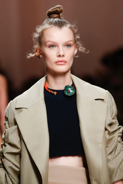 Look 79